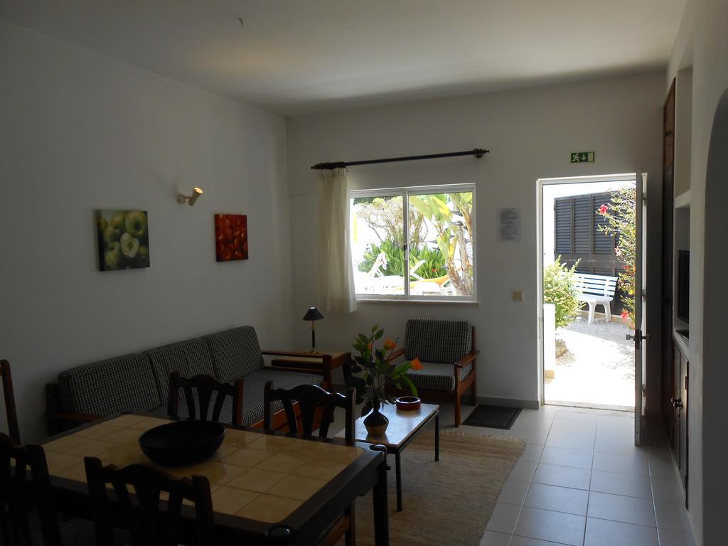 Dona Ana Garden Hotel Lagos Room photo
