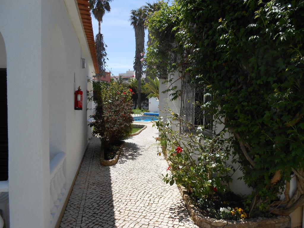 Dona Ana Garden Hotel Lagos Exterior photo