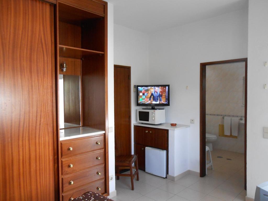 Dona Ana Garden Hotel Lagos Room photo