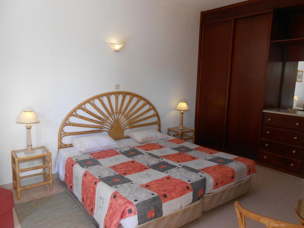 Dona Ana Garden Hotel Lagos Room photo
